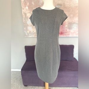 H&M Grey Mid length cap sleeve dress with amazing zipper detail on the back M